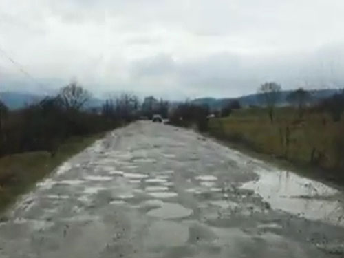 drum cu gropi ungureni emm